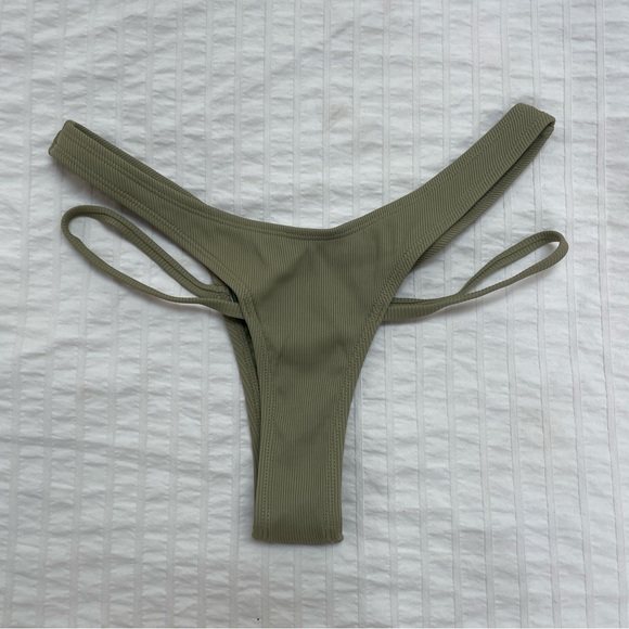 Somerfield Swim Ribbed Bikini Set - Picture 6 of 7